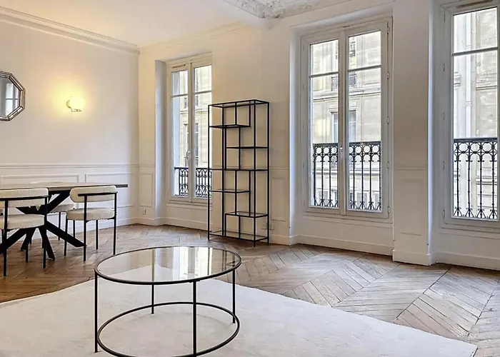 Superbe Bourdonnais Tour Eiffel *